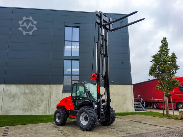 Empilhadeira todo-o-terreno Manitou M 50-4 D