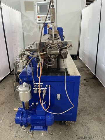 Twin screw extruder Leistritz ZSE 27 MAXX