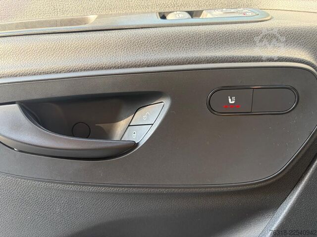 Ploščati dostavnik Mercedes-Benz Sprinter 317 CDI Kasten PRO Hochdach Standard