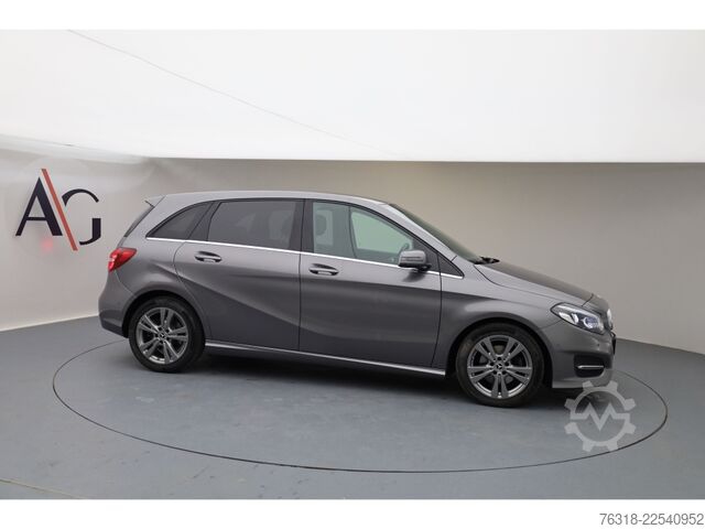 Minibus Mercedes-Benz B 220 d Urban+LED+AHK+Cam.+Navi+AUT+Keyl+PTS+SHZ