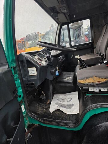 Transporter mit Kipper MAN 8.174 / E3 / Kipper Kran Greifer / 2X AHK