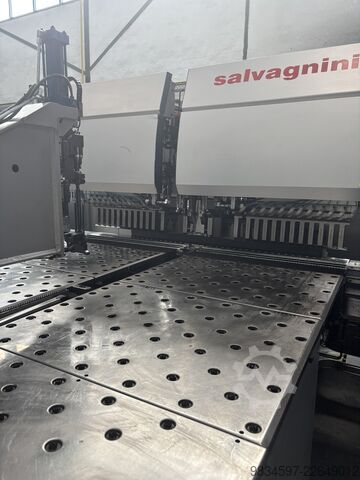 Plaatbewerkingcentrum Salvagnini P4