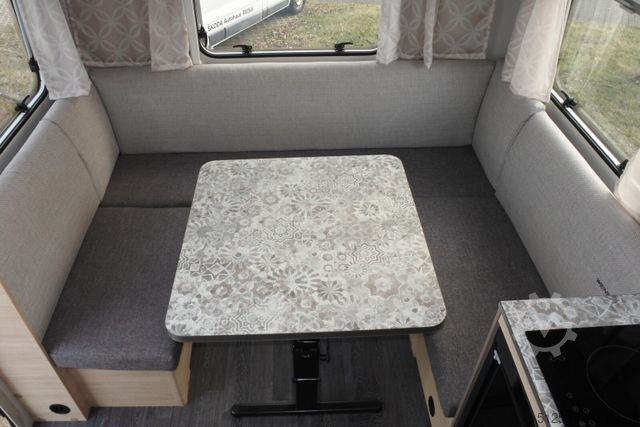 Nhà di động WEINSBERG CaraCito 450 FU Klima, Markise, Gasfrei