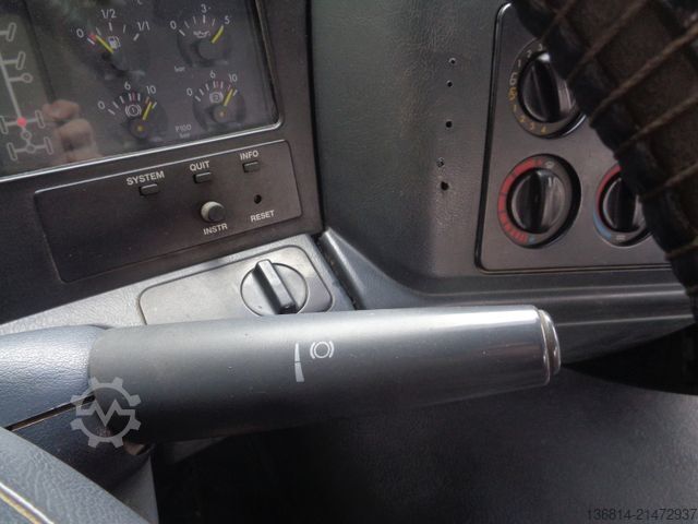 Sklápěcí vůz MERCEDES-BENZ Actros 3240 8x4 Blatt Meiller 3-S-Kipper