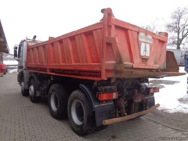 Třístranný sklápěč MERCEDES-BENZ Actros 3240 8x4 Blatt Meiller 3-S-Kipper