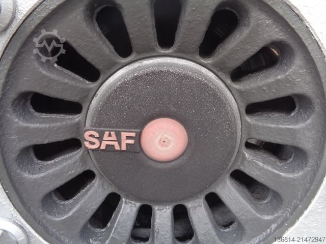 Otevřený návěs s plachtou KÖGEL SN24 MEGA 435/50 R19,5 SAF