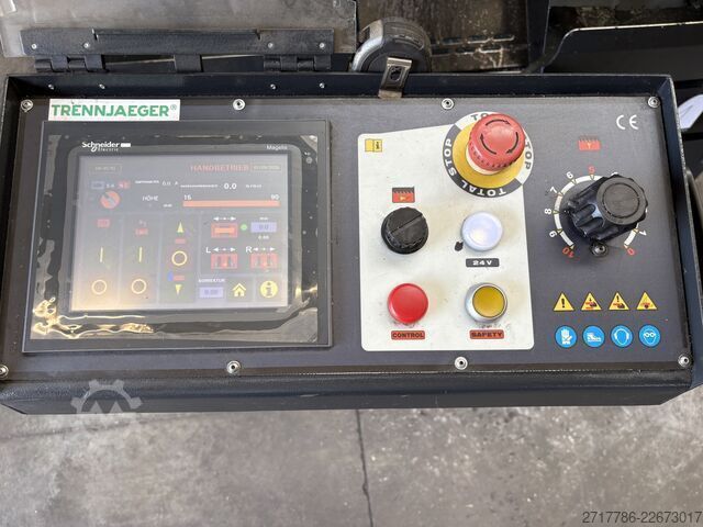 WAGNER (TRENNJAEGER) automatic bandsaw Trennjaeger TEBA 300 A-NC