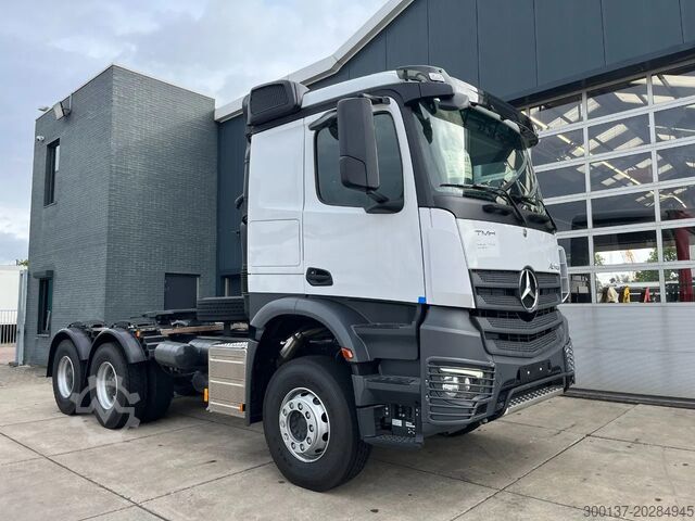 SZM tiêu chuẩn Mercedes-Benz Actros 3340 S 6x4 Tractor Head