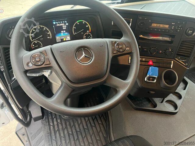 Estándar-SZM Mercedes-Benz Actros 2045 S 4x2 Tractor Head