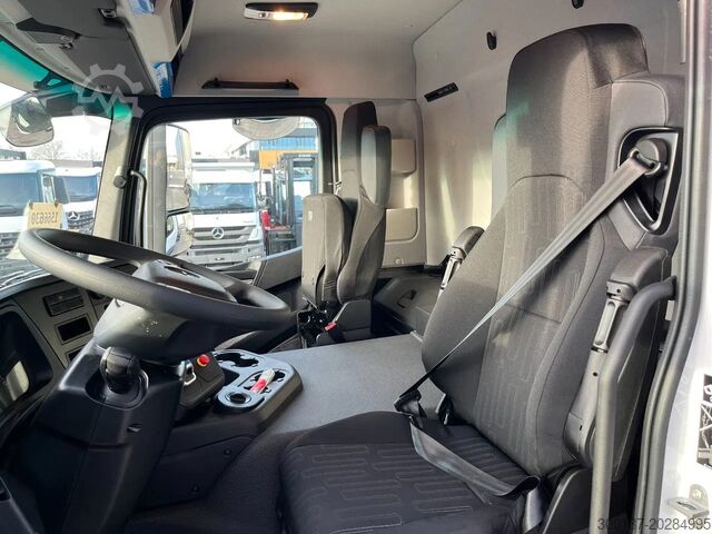 Presenning Mercedes-Benz Arocs 3340 A 6x6 Cargo Truck