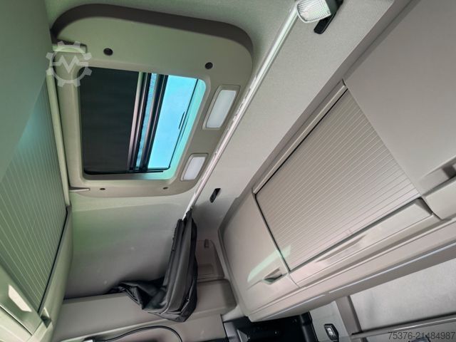 标准牵引车头 MAN TGX 18.520 Unfallschaden/damaged