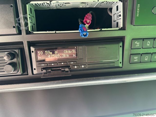 标准牵引车头 MAN TGX 18.520 Unfallschaden/damaged