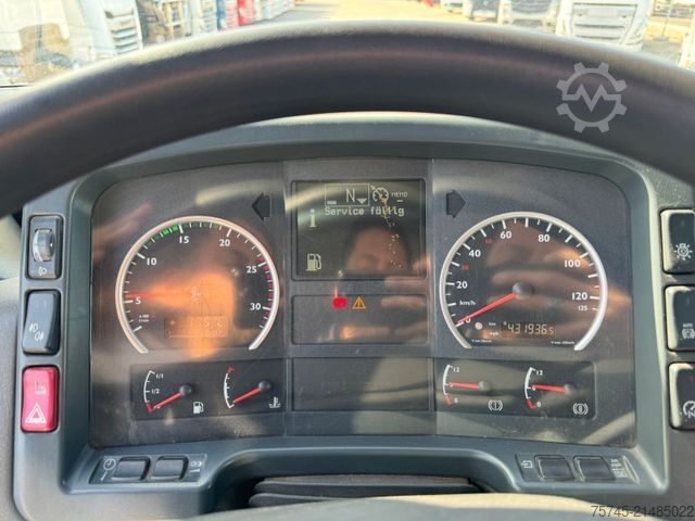 タンクローリー MAN TGA 18.350 * ESTERER * OBEN UND UNTEN *ANALOG TA