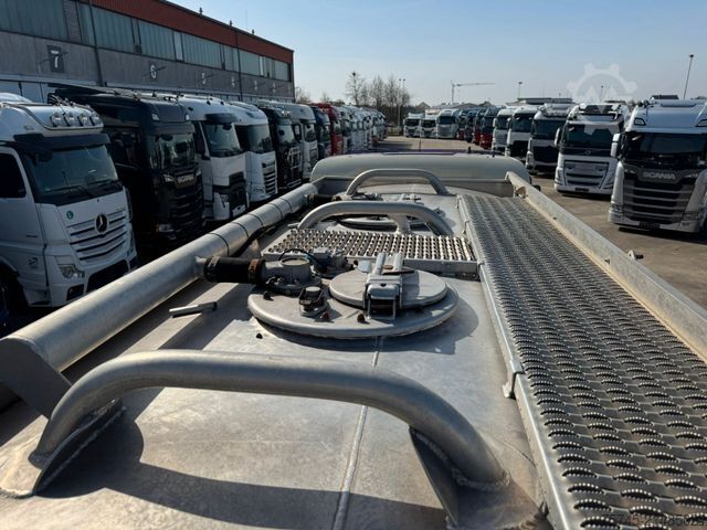 タンクローリー MAN TGA 18.350 * ESTERER * OBEN UND UNTEN *ANALOG TA