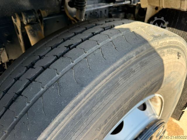 タンクローリー MAN TGA 18.350 * ESTERER * OBEN UND UNTEN *ANALOG TA