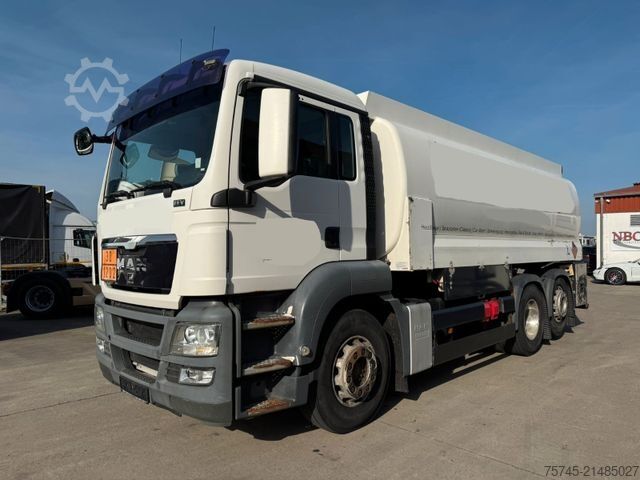 タンクローリー MAN TGS26.360 * OBEN & UNTEN * 3 KAMMER * ALUFELGEN*