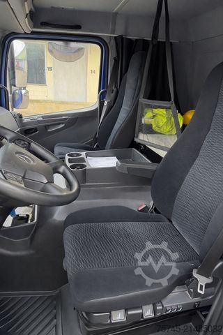 平床トラック（シート付き） MERCEDES-BENZ ATEGO 1530 * SCHLAFKABIN *LBW 2 T * AUTOMATIK