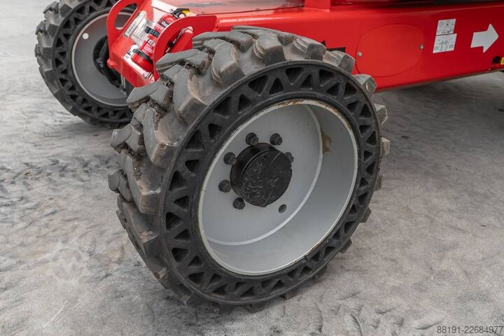 Plataforma de trabajo telescópica articulada Manitou 280 TJ