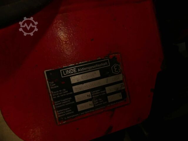 Stivuitor electric Linde E25-01 Linde E25-01