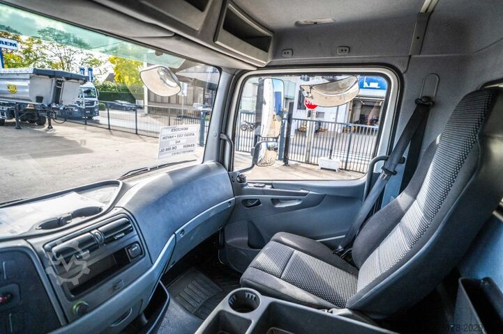 Valiză MERCEDES ATEGO 1222 + D'HOLLANDIA 1.5T