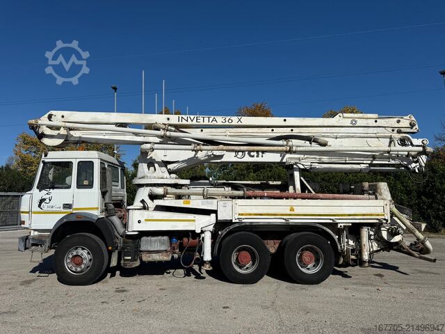 شاحنة مضخة خرسانة Iveco Magirus 330