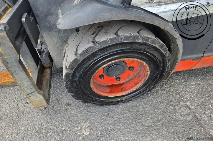 Eléctrico de 4 rodas Linde E18