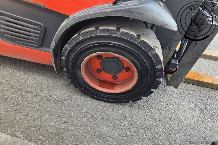 Eléctrico de 4 rodas Linde E18