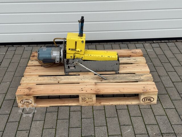 Fraiseuse d’introduction de lames de volet roulant KUPER type RFG Kuper RFG