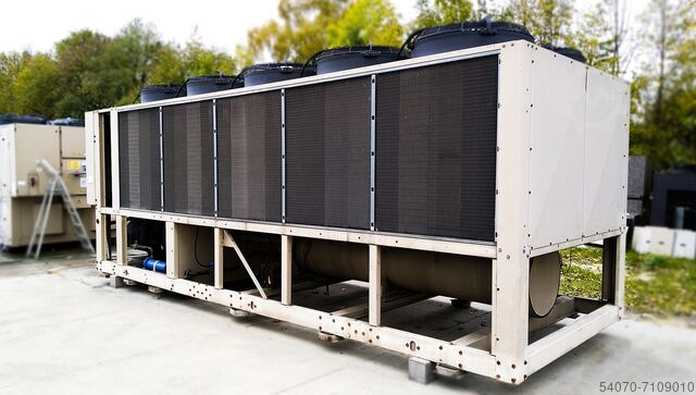 Охолоджувач. Used Aircooled Chiller York YAES 787 KW 2005 yom