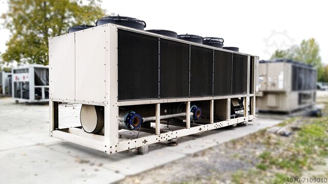 Охолоджувач. Used Aircooled Chiller York YAES 787 KW 2005 yom