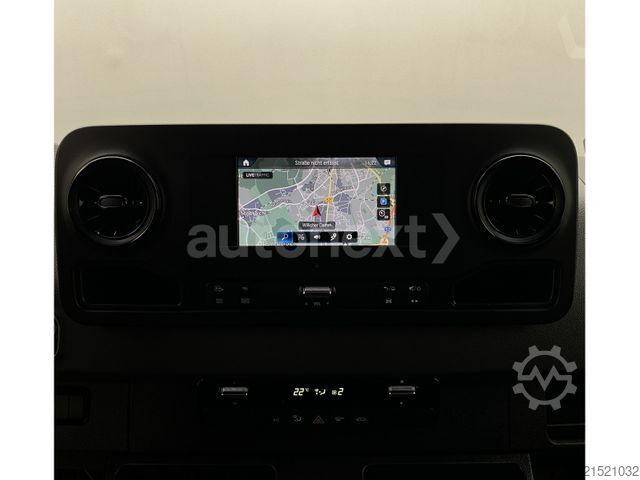 Vrachtwagen met bakwagen MERCEDES-BENZ Sprinter 519 Aut.*AHK 3,0t* Distronic+Kamera+Nav