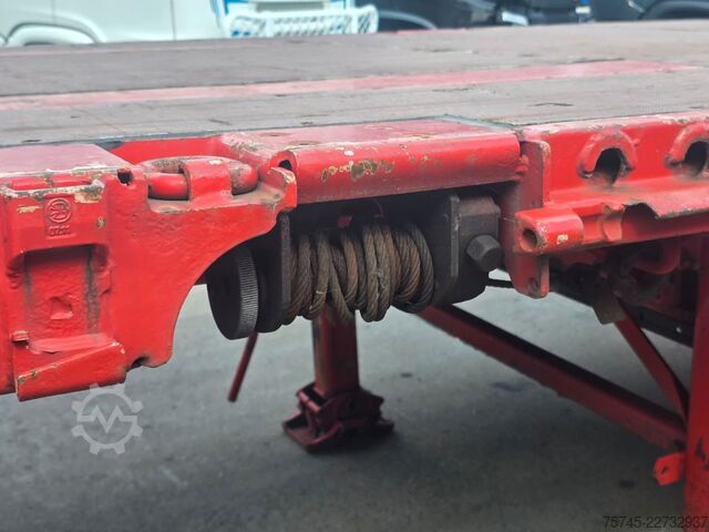 Semirimorchio con piattaforma di lavoro KRONE SD * PLATEAU * BPW * STAHLMATTEN