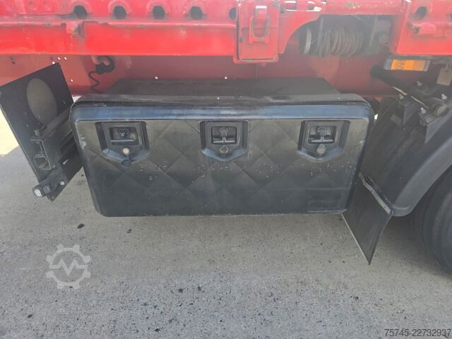 Semirimorchio con piattaforma di lavoro KRONE SD * PLATEAU * BPW * STAHLMATTEN
