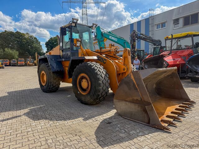Pemuat Case 821C Klima Zentralschmierung