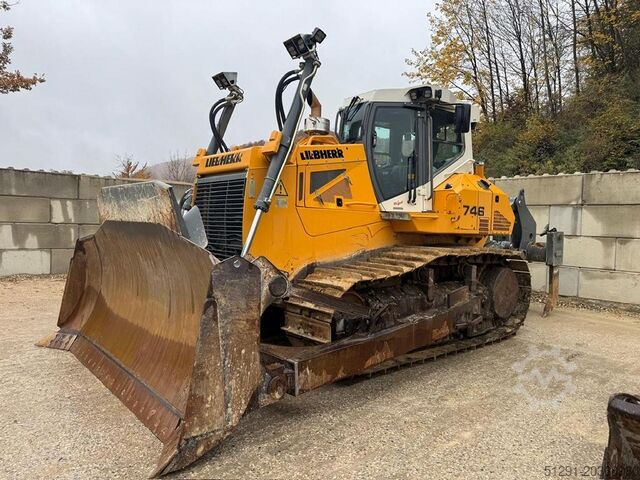  Liebherr PR746L