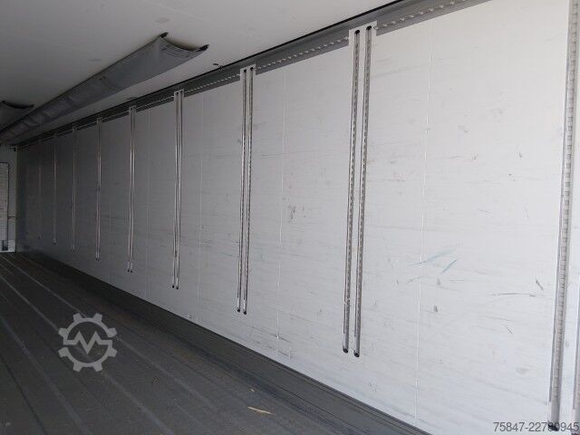 Isolerad boxsemitrailer Schmitz Cargobull SKO 24/L - 13.4 FP Cool V7 DS/BB Pharma