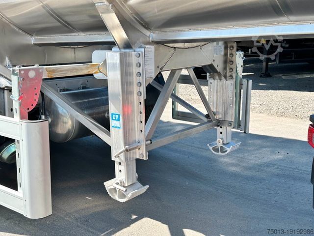 Tanksemitrailer  SCHWARTE JANSKY Hochleistungs-Zubringer, MIETEN?