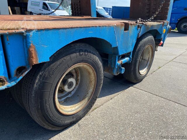  Fruehauf / Hydraulic Ramps / 32 Ton