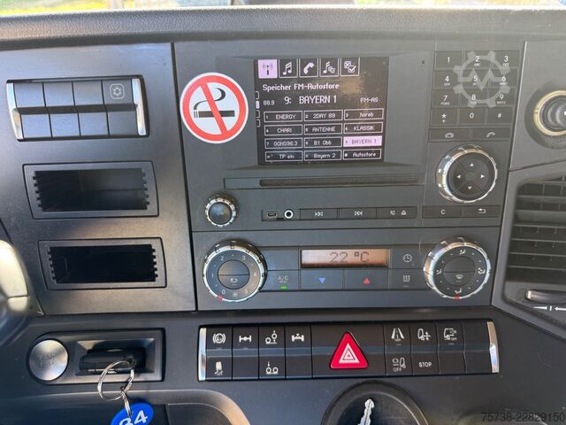 LKW mit Getränkeaufbau MERCEDES-BENZ Actros 2543 Getränke/Retarder/Lenkachse/Klima