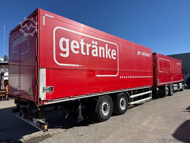 LKW mit Getränkeaufbau MERCEDES-BENZ Actros 2543 Getränke/Retarder+ANHÄNGER Orten