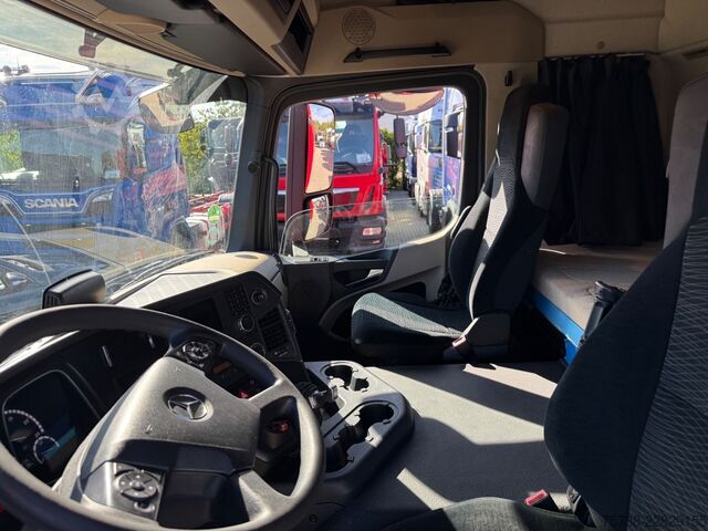 LKW mit Getränkeaufbau MERCEDES-BENZ Actros 2543 Getränke/Retarder+ANHÄNGER Orten