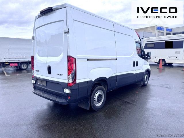 Furgon panel IVECO 35S12V, Klima, Laderaum 3,13m, TÜV neu