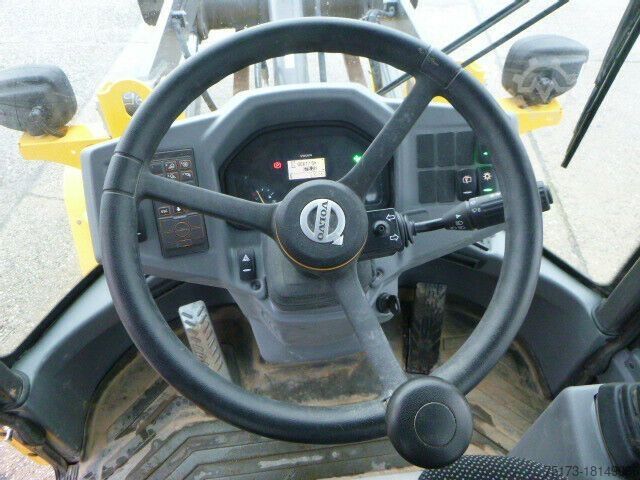 装载机 VOLVO L30G Radlader 4x4 ALLRAD
