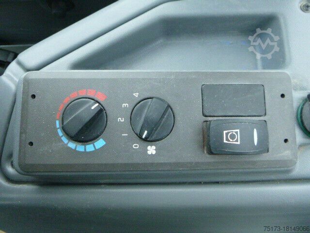 装载机 VOLVO L30G Radlader 4x4 ALLRAD