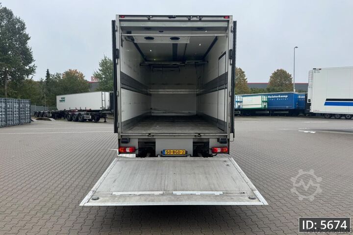  Mercedes-Benz Antos 1824 Day Cab, Euro 6, / Carrier MT / Carg...