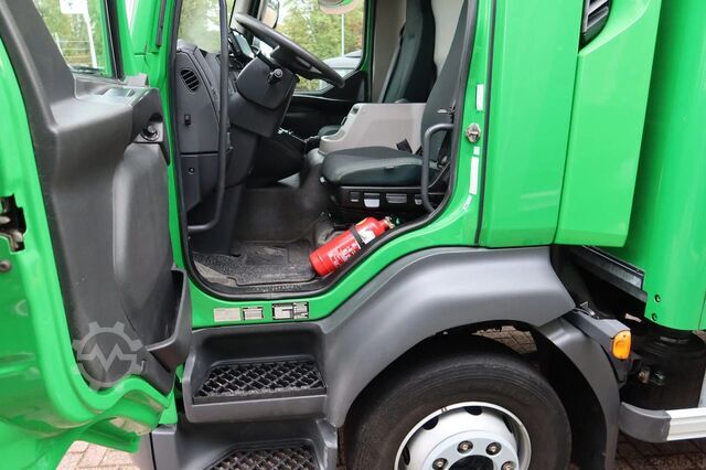 Kohver Volvo FL 210 Bakwagen + DHollandia 1500 kg
