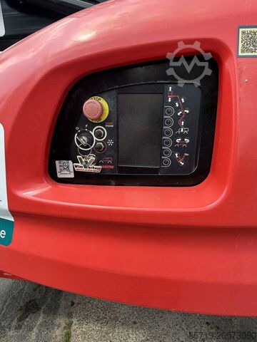 Nền tảng làm việc bằng kính thiên văn có khớp nối Manitou 200 ATJ RC ST5 (5612)