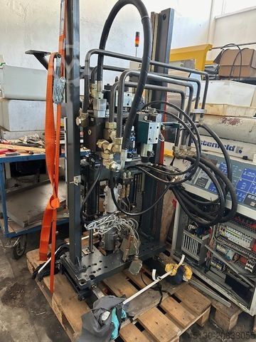 射出成形機 FERROMATIK MILACRON K110D-S/2F / 2K-Spritzgießmasch