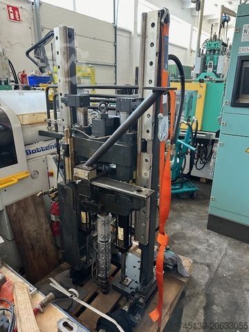 射出成形機 FERROMATIK MILACRON K110D-S/2F / 2K-Spritzgießmasch