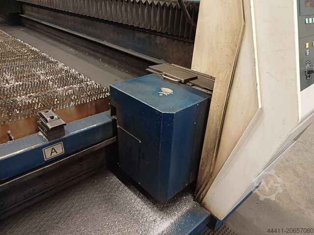 Máquina de corte por láser TRUMPF TruLaser 5030 (L16) 5000 Watt